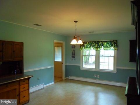 10705 Marsh Rd, Bealeton, VA 22712 photo 4