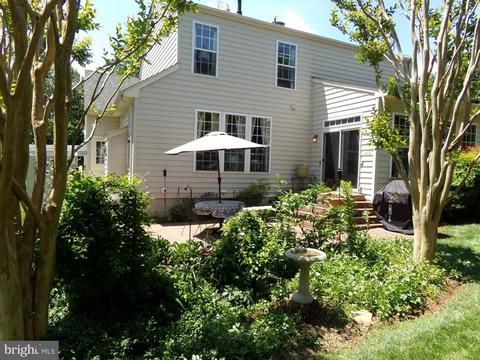 398 Singleton Cir, Warrenton, VA 20186 photo 7