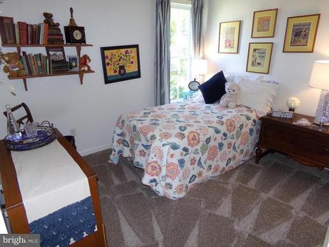 398 Singleton Cir, Warrenton, VA 20186 photo 16