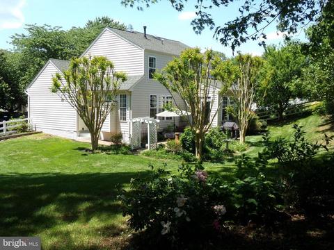 398 Singleton Cir, Warrenton, VA 20186 photo 6