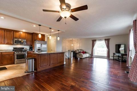 5541 Oliver Ln, Broad Run, VA 20137 photo 6