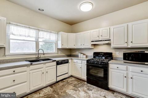 6328 Georgetown Rd, Broad Run, VA 20137 photo 11