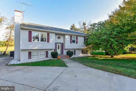 8560 Megs Dr, Marshall, VA 20115 photo 1