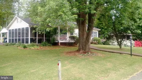 2115 Aster St, Culpeper, VA 22701 photo 3