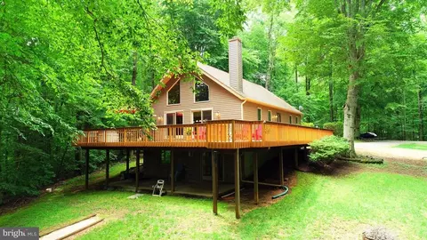 570 Retreat Rd, Bumpass, VA 23024 photo 2