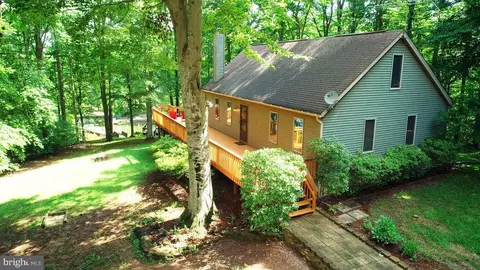 570 Retreat Rd, Bumpass, VA 23024 photo 9