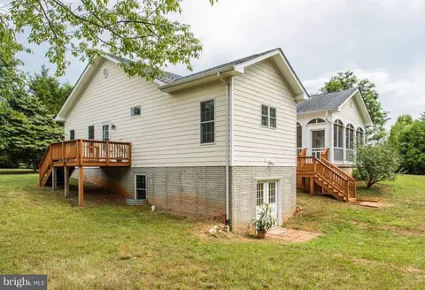 10120 Brown Moore Ln, Marshall, VA 20115 photo 26