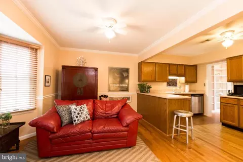 263 Fairfield Dr, Warrenton, VA 20186 photo 6
