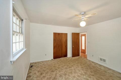 9215 Lake Daniel Rd, Marshall, VA 20115 photo 24