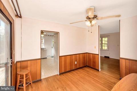 9215 Lake Daniel Rd, Marshall, VA 20115 photo 16