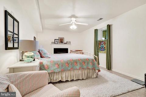 9692 Ridge View Dr, Marshall, VA 20115 photo 14