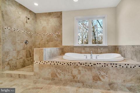 10527 Bears Den Rd, Marshall, VA 20115 photo 20
