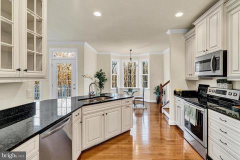 10527 Bears Den Rd, Marshall, VA 20115 photo 15