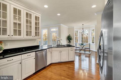 10527 Bears Den Rd, Marshall, VA 20115 photo 14
