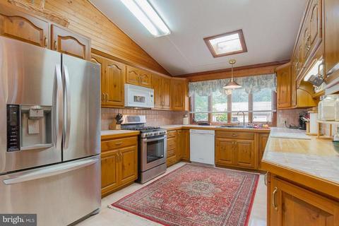 29199 Quarter Moon Ln, Rhoadesville, VA 22542 photo 6