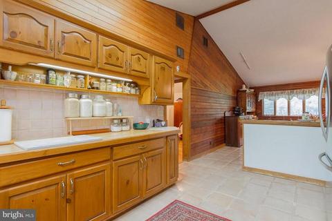 29199 Quarter Moon Ln, Rhoadesville, VA 22542 photo 9