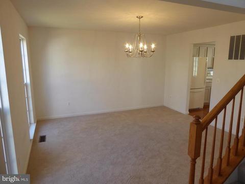 336 Singleton Cir, Warrenton, VA 20186 photo 12