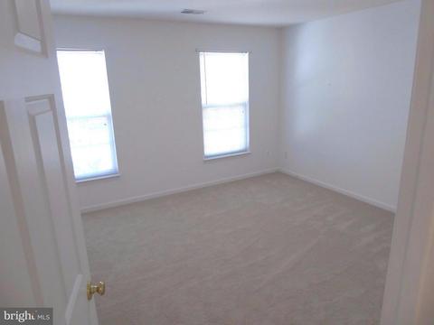 336 Singleton Cir, Warrenton, VA 20186 photo 18