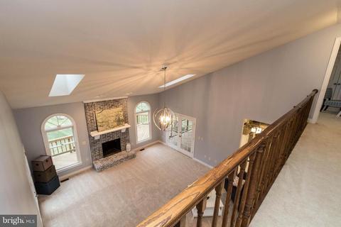 8107 Rogues Rd, Catlett, VA 20119 photo 7
