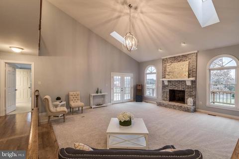 8107 Rogues Rd, Catlett, VA 20119 photo 4