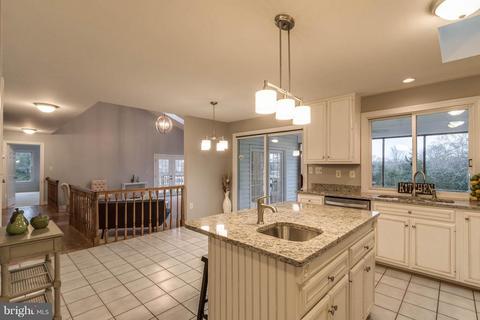 8107 Rogues Rd, Catlett, VA 20119 photo 10