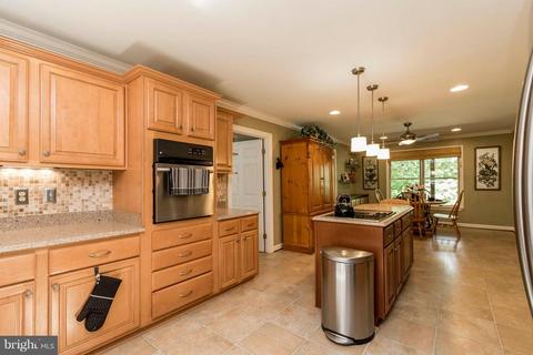 6687 Thumb Run Rd, Marshall, VA 20115 photo 11