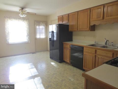 552 Tiffany Ct, Warrenton, VA 20186 photo 13