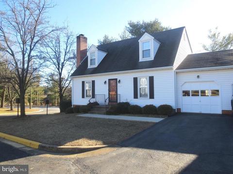 552 Tiffany Ct, Warrenton, VA 20186 photo 3