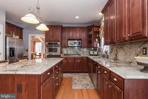 5603 Old Bust Head Rd, Broad Run, VA 20137 photo 11