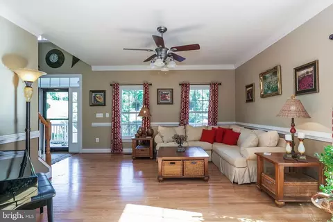 5603 Old Bust Head Rd, Broad Run, VA 20137 photo 7