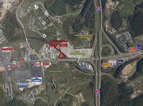 1213 Richmond Ave, Staunton, VA 24401