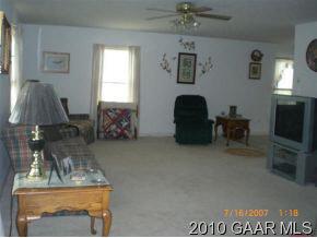 128 Iris Dr, Waynesboro, VA 22980 photo 5