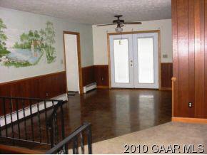 2000 Hampton Dr, Waynesboro, VA 22980 photo 8