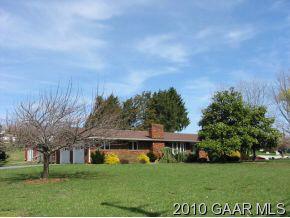 2000 Hampton Dr, Waynesboro, VA 22980 photo 10