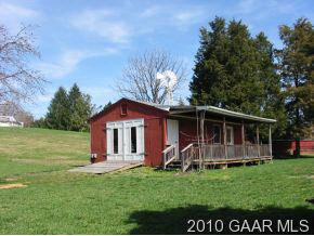 2000 Hampton Dr, Waynesboro, VA 22980 photo 2
