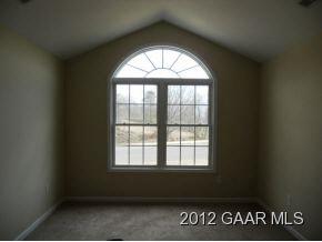 72 Lofty Cir, Stuarts Draft, VA 24477 photo 6
