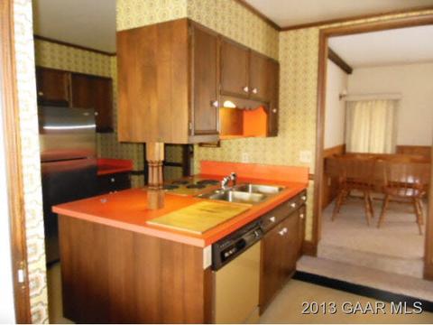 515 Cherry Ave, Waynesboro, VA 22980 photo 4