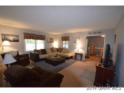 145 Cooper Dr, Stuarts Draft, VA 24477 photo 6