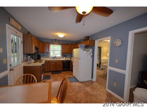 145 Cooper Dr, Stuarts Draft, VA 24477 photo 8