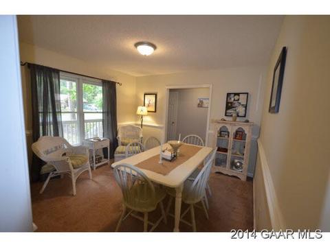 145 Cooper Dr, Stuarts Draft, VA 24477 photo 4