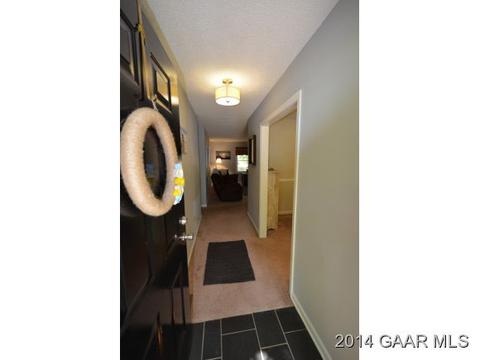 145 Cooper Dr, Stuarts Draft, VA 24477 photo 3