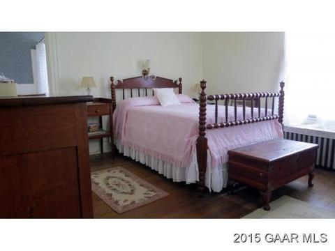 205 Maple Ave, Waynesboro, VA 22980 photo 9