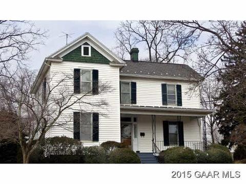 205 Maple Ave, Waynesboro, VA 22980 photo 1