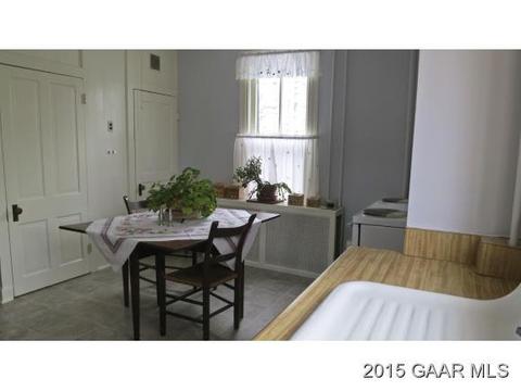 205 Maple Ave, Waynesboro, VA 22980 photo 7