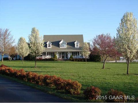 40 Sandy Ct, Stuarts Draft, VA 24477 photo 1