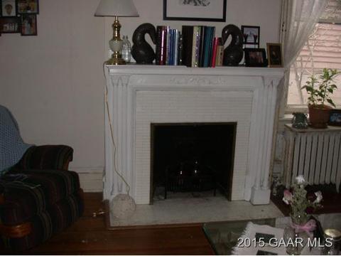 214 E Beverley St, Staunton, VA 24401 photo 6