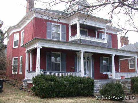 214 E Beverley St, Staunton, VA 24401 photo 1