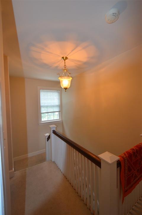 409 Pine Ave, Waynesboro, VA 22980 photo 9