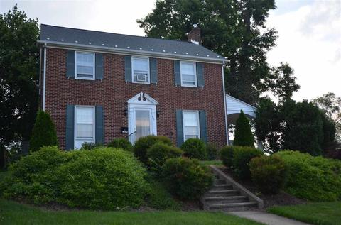 409 Pine Ave, Waynesboro, VA 22980 photo 1