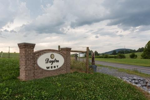 18 Rhodes Hill Drive, Dayton, VA 22821